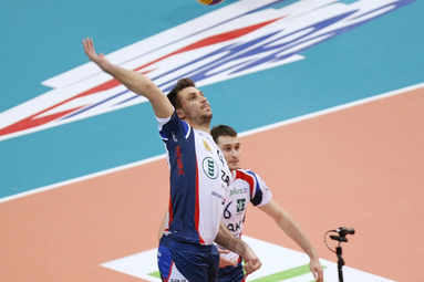 Zdziesiątkowana ZAKSA nie sprostała Arkasowi Izmir