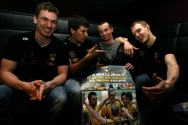 Sezon 2011/12 zakończony w kręgielni