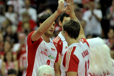 LŚ: pewne zwycięstwo polskich siatkarzy