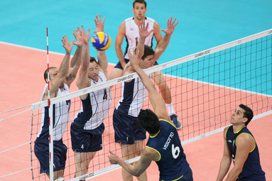 IO gr. B: Tylko Amerykanie bez porażki