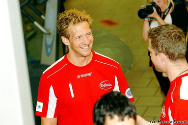 Stephane Antiga: pływałem z rekinami