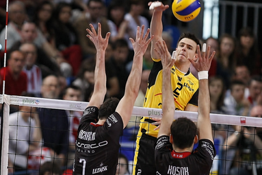 Mistrz lepszy od zdobywcy Pucharu Polski w meczu charytatywnym