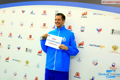 Bartosz Kurek popularyzuje siatkówkę