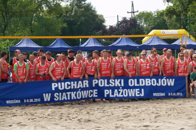 Oldboje grają również na plaży