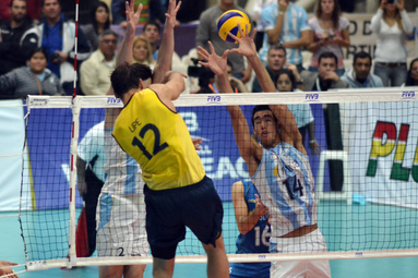 LŚ: ponowne wygrane USA i Brazylii w grupie A