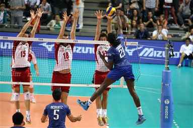 IV weekend z korzyścią dla gospodarzy dwumeczów