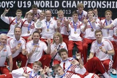 Brązowi kadeci w kraju