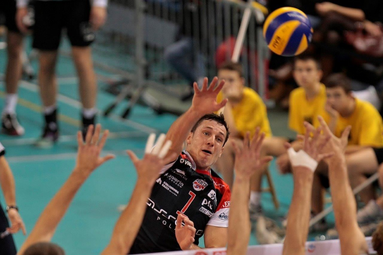 Skra górą w hitowym spotkaniu