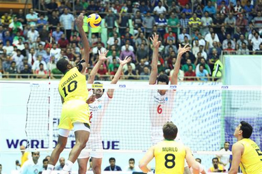 Brazylijczykom pękają nerwy, Kovac bohaterem