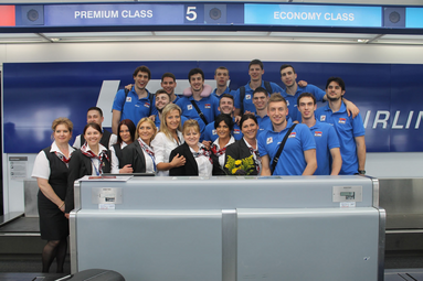 Z Chicago przez Warszawę do Surgutu