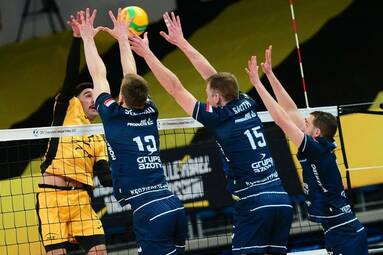 Wtorek z CEV Ligą Mistrzów: PGE Skra Bełchatów - Grupa Azoty ZAKSA Kędzierzyn-Koźle 2:3