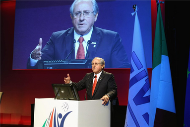 Ary Graça bada możliwości Rosji