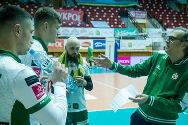 Dla kogo ostatnie miejsce w fazie play-off? Cztery drużyny w grze