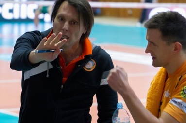 Paweł Rusek: bawimy się siatkówką