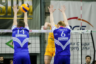 Karol Kłos: gra się tak jak przeciwnik pozwala