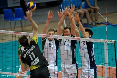 LOTOS Trefl przegrał w stolicy i spotka się z Transferem