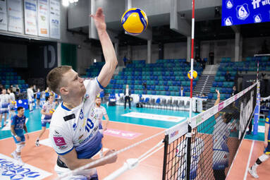 Bartłomiej Bołądź na trzeci sezon w Ślepsku Malow Suwałki