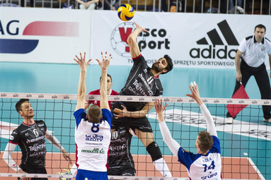 Puchar CEV: ZAKSA - Trentino 2:3