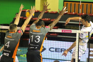 O 11. miejsce w PlusLidze: Cerrad Enea Czarni Radom - Cuprum Lubin 3:0