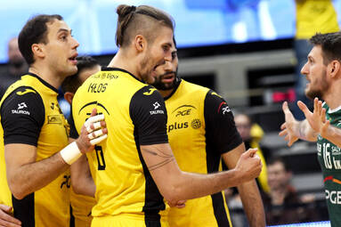 Poniedziałek z PlusLigą: PGE Skra Bełchatów - Asseco Resovia 3:2