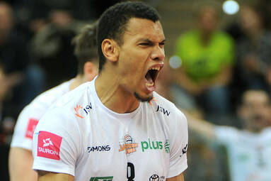 Stephen Boyer już po operacji