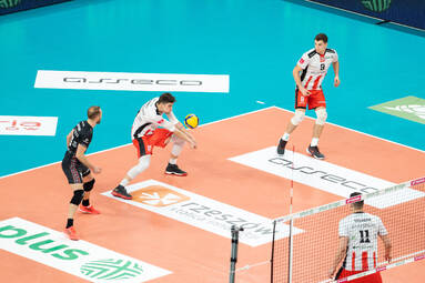 Wtorek z PlusLigą: Asseco Resovia Rzeszów - Grupa Azoty ZAKSA Kędzierzyn-Koźle 2:3