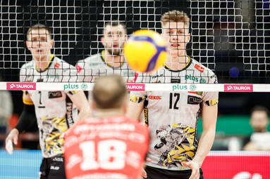 Karol Urbanowicz zostaje w Gdańsku