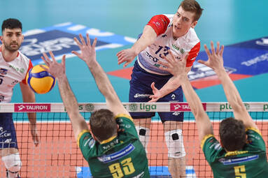 Półfinały PlusLigi: Grupa Azoty ZAKSA Kędzierzyn-Koźle – Aluron CMC Warta Zawiercie 1:3