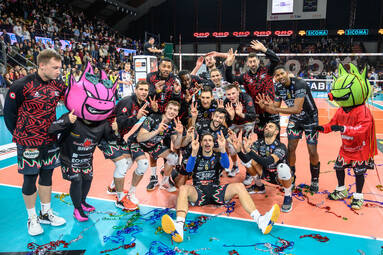 Wilfredo Leon i Kamil Semeniuk klubowymi mistrzami świata