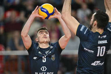 Jan Firlej nie składa broni