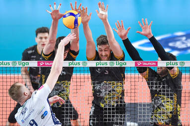 ZAKSA zatrzymana. Trefl Gdańsk zgarnia ważne punkty [ZDJĘCIA]