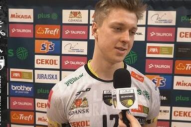 Zdobywca MVP Karol Urbanowicz po zwycięstwie 3:0 z Cerradem Eneą Czarnymi Radom | Trefl Gdańsk