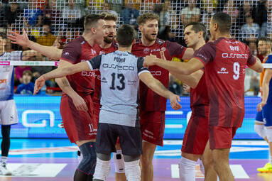 Ogromne emocje w Częstochowie. Asseco Resovia Rzeszów wygrywa mecz [ZDJĘCIA]