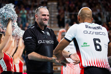 Na Podpromiu pięć emocjonujących setów. Niełatwy mecz wygrywają gospodarze z Rzeszowa [ZDJĘCIA]