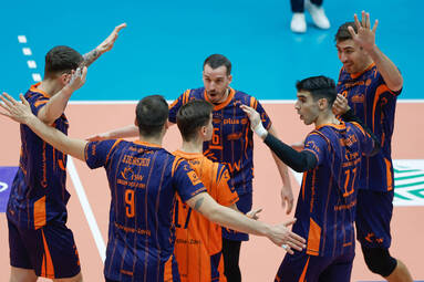 JSW Jastrzębski Węgiel odczarowany. Po dwóch przegranych z rzędu z trudem wygrywa w Zawierciu [ZDJĘCIA]