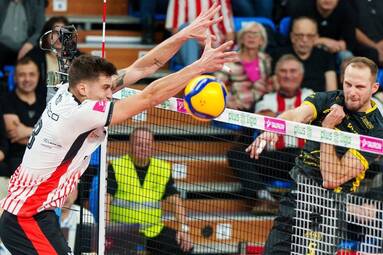 Pewne zwycięstwo Asseco Resovii w plusligowym klasyku. PGE GiEK Skra tym razem bez punktów [WIDEO]