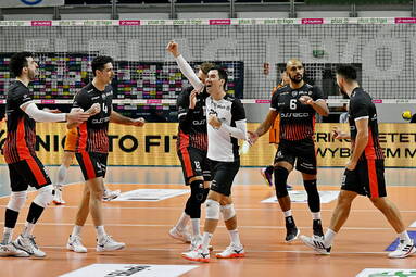 Barkom Każany Lwów musiał uznać wyższość rzeszowian, którzy zagwarantowali sobie miejsce w ćwierćfinale TAURON Pucharu Polski [ZDJĘCIA]