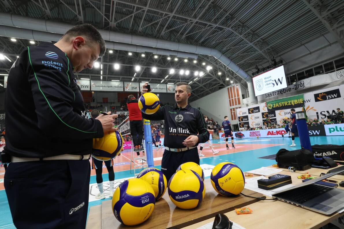 Niezwykle zacięty pojedynek w Jastrzębiu-Zdrój. Gospodarze ulegli w tie-breaku ZAKSIE Kędzierzyn-Koźle [ZDJĘCIA]