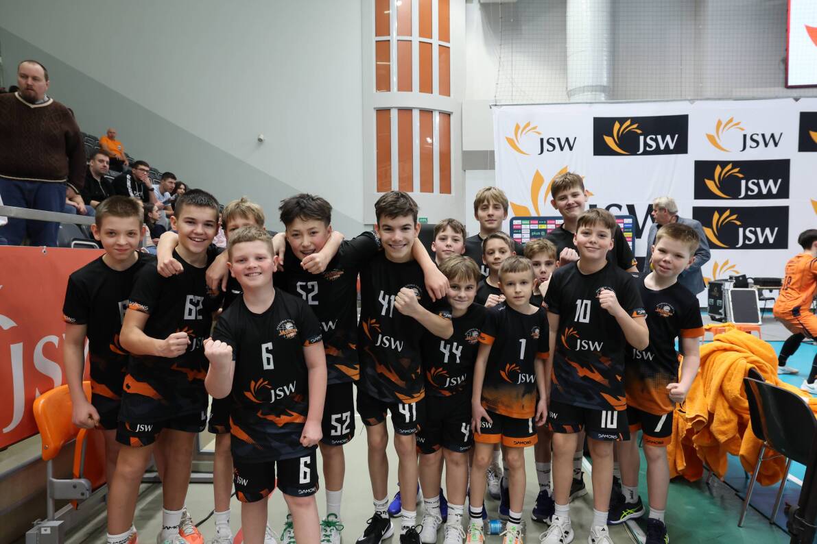 Niezwykle zacięty pojedynek w Jastrzębiu-Zdrój. Gospodarze ulegli w tie-breaku ZAKSIE Kędzierzyn-Koźle [ZDJĘCIA]