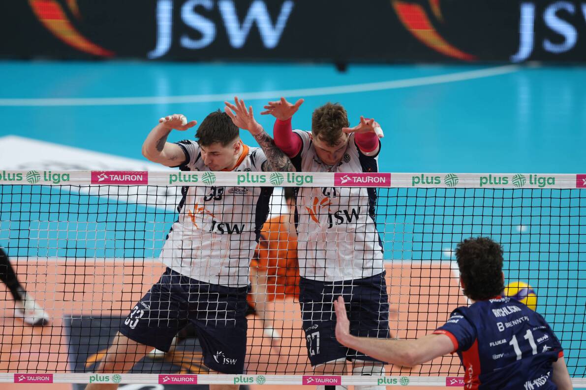 Niezwykle zacięty pojedynek w Jastrzębiu-Zdrój. Gospodarze ulegli w tie-breaku ZAKSIE Kędzierzyn-Koźle [ZDJĘCIA]