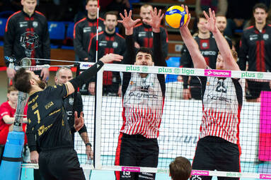 Asseco Resovia Rzeszów wygrywa we własnej hali z PGE Projektem Warszawa [ZDJĘCIA]