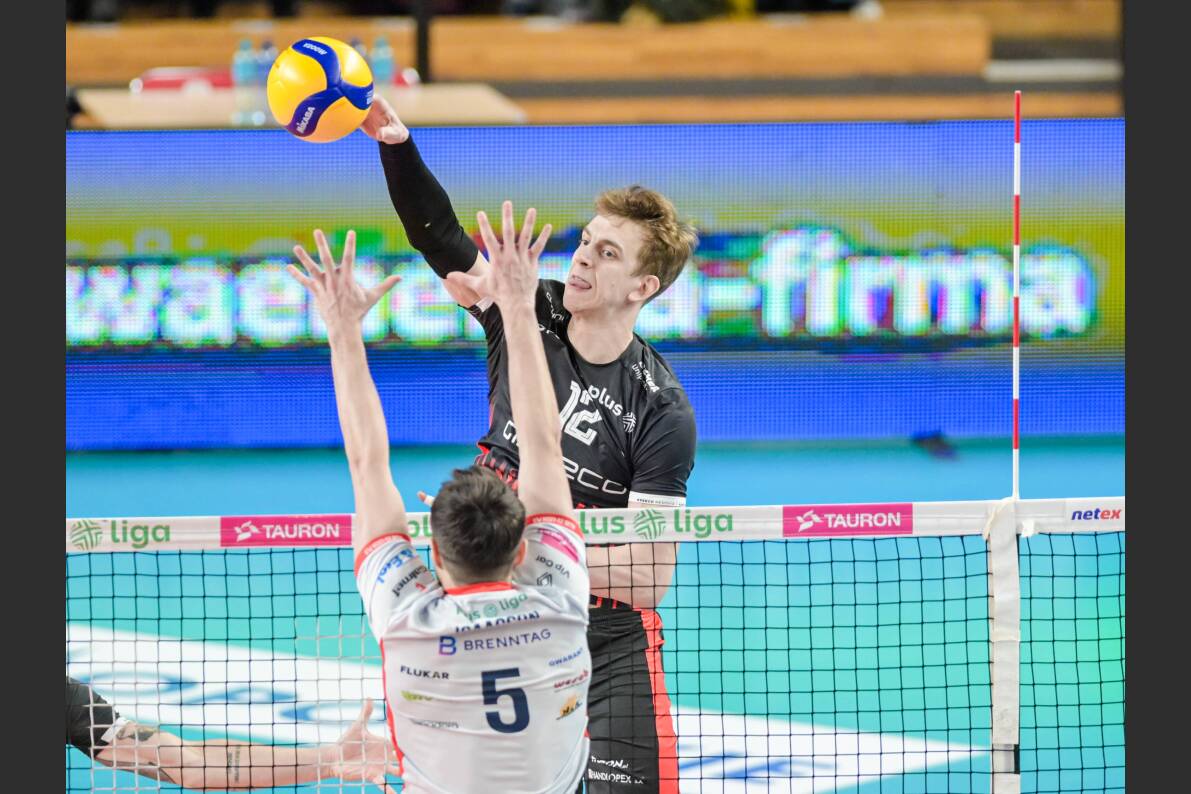 Niespodzianka w Kędzierzynie-Koźlu, trzy punkty dla gospodarzy [ZDJĘCIA]