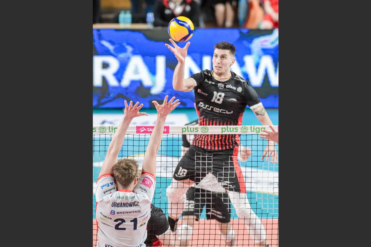 Niespodzianka w Kędzierzynie-Koźlu, trzy punkty dla gospodarzy [ZDJĘCIA]