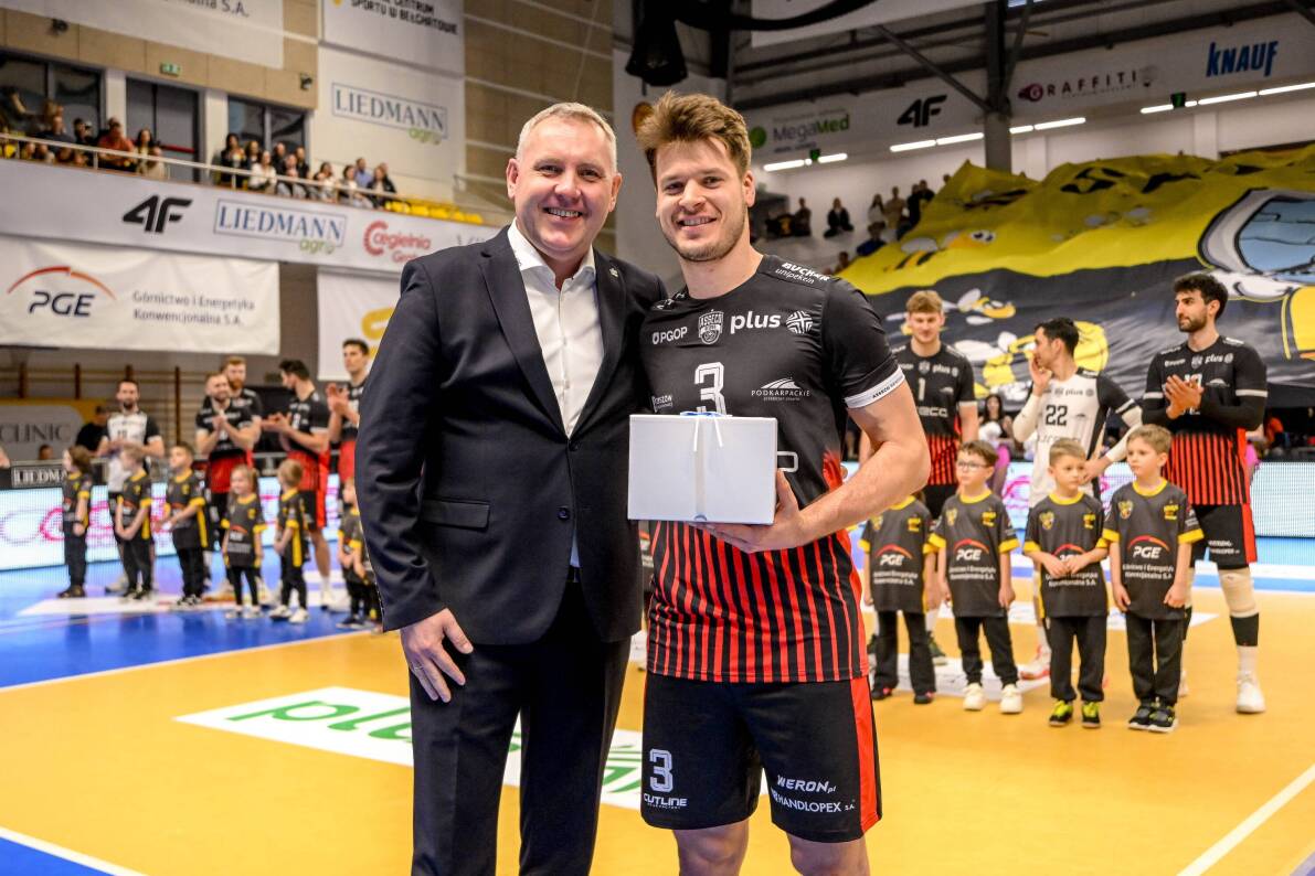 Święto w Bełchatowie. PGE GiEK SKRA wygrywa z Asseco Resovią w czterech setach [ZDJĘCIA]