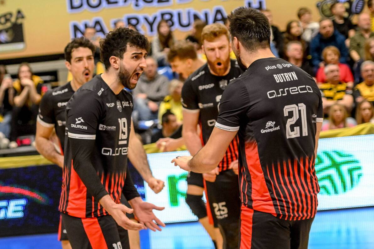 Święto w Bełchatowie. PGE GiEK SKRA wygrywa z Asseco Resovią w czterech setach [ZDJĘCIA]