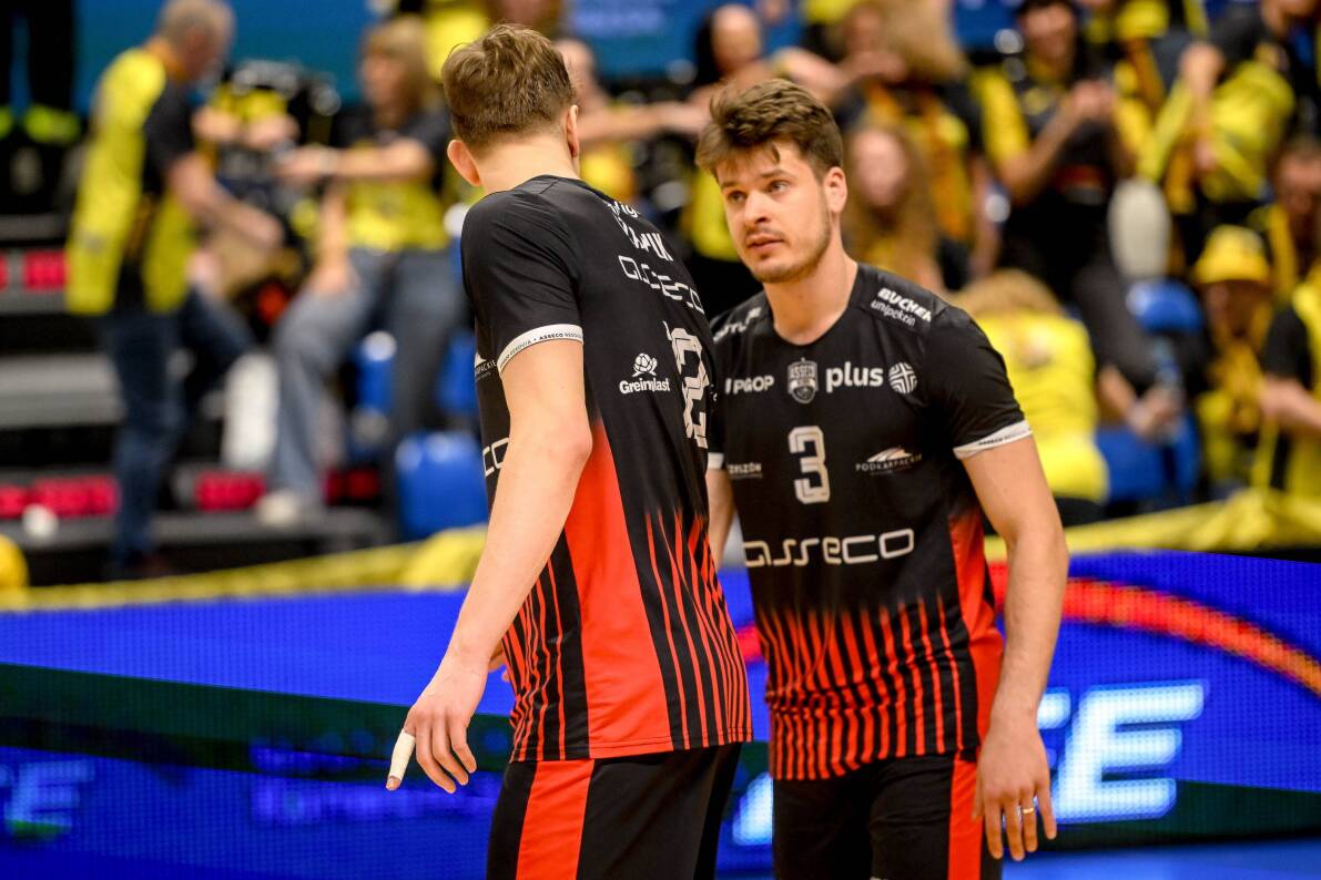 Święto w Bełchatowie. PGE GiEK SKRA wygrywa z Asseco Resovią w czterech setach [ZDJĘCIA]