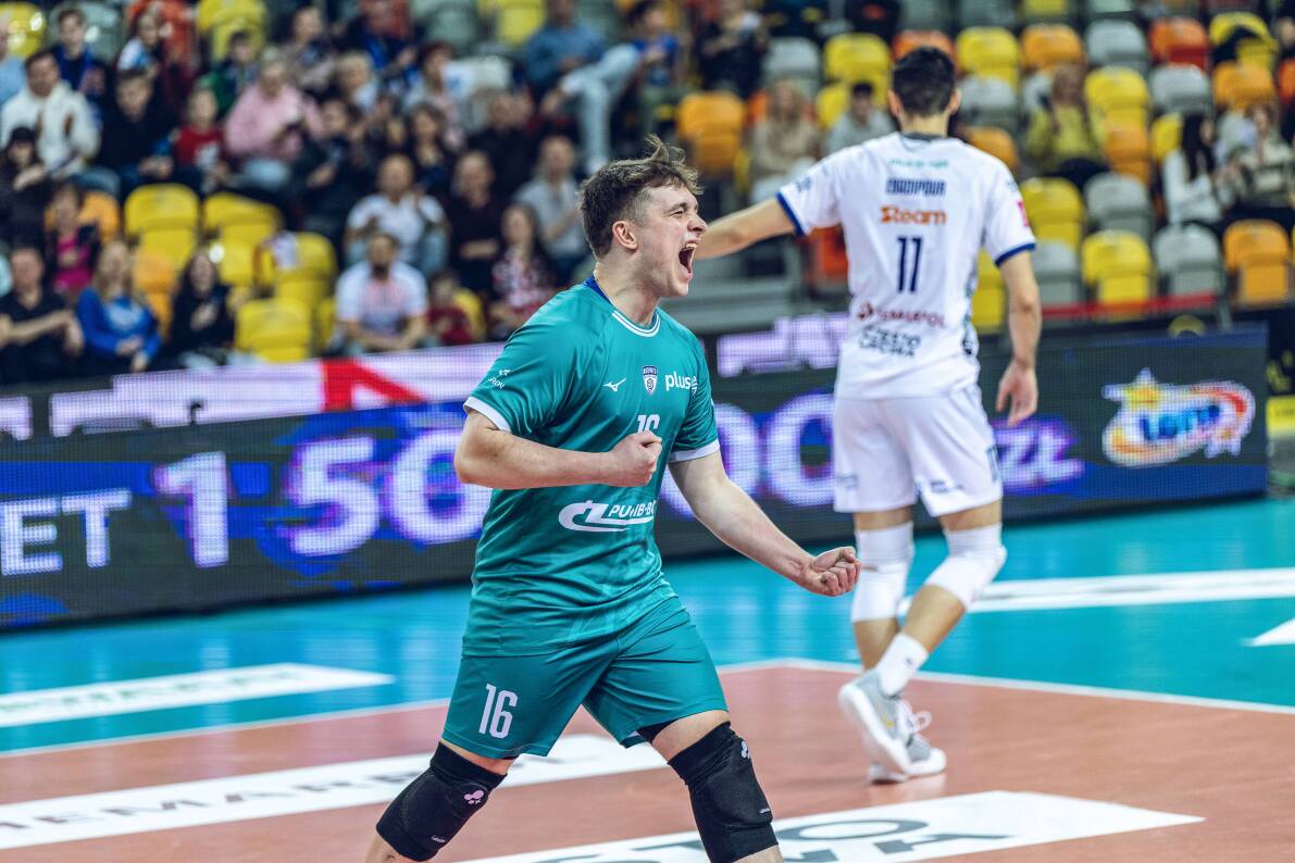 Asseco Resovia Rzeszów zabiera ze sobą trzy punkty z Częstochowy [ZDJĘCIA]