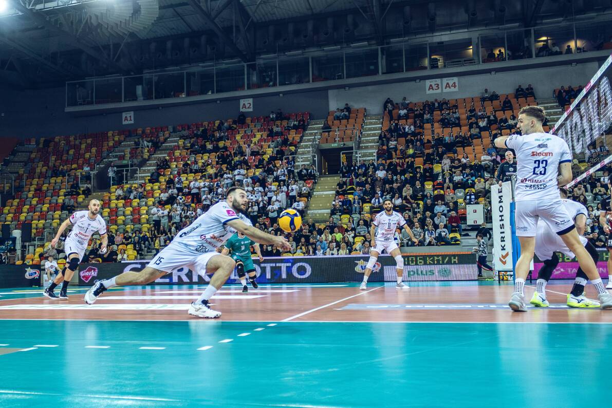 Asseco Resovia Rzeszów zabiera ze sobą trzy punkty z Częstochowy [ZDJĘCIA]