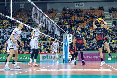 Asseco Resovia Rzeszów zabiera ze sobą trzy punkty z Częstochowy [ZDJĘCIA]