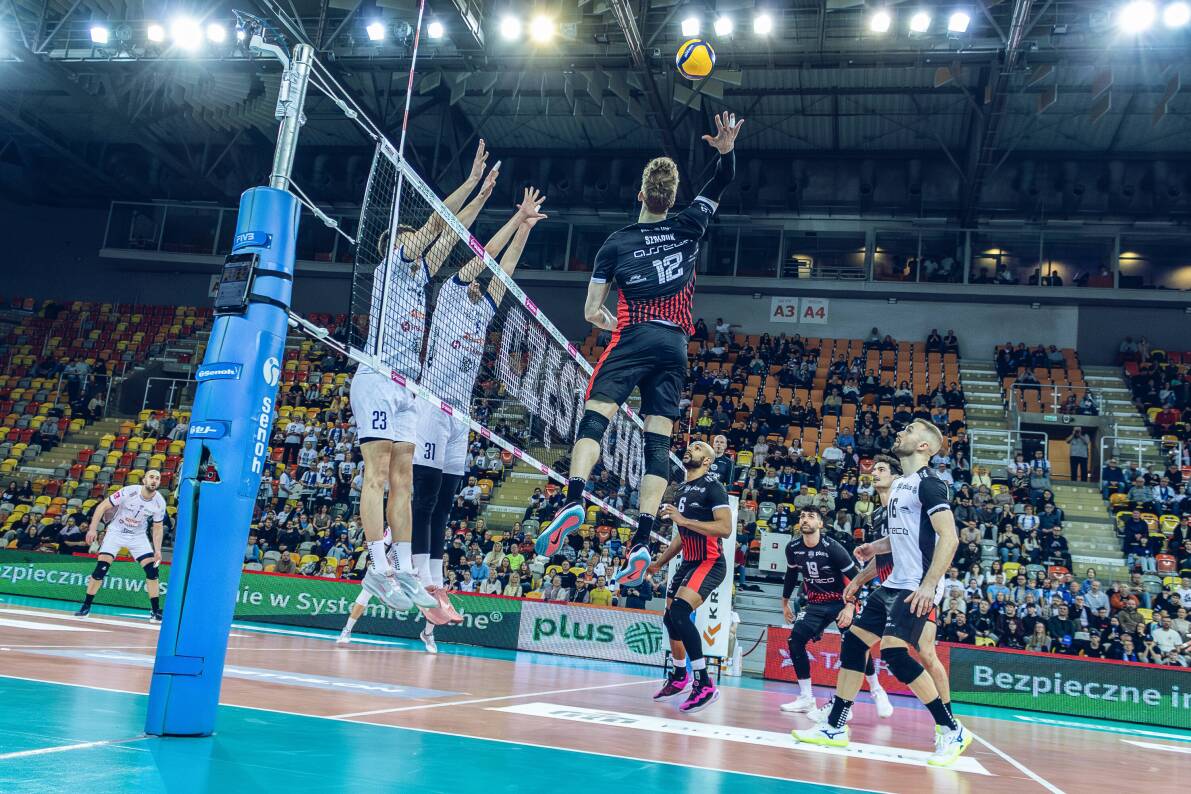 Asseco Resovia Rzeszów zabiera ze sobą trzy punkty z Częstochowy [ZDJĘCIA]